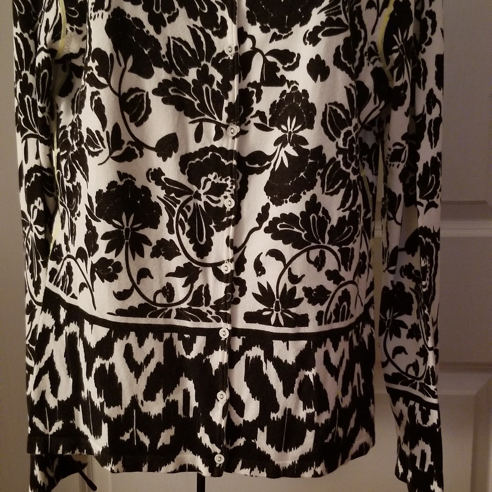 Cardigan/Sweater - Picture 5 of 6